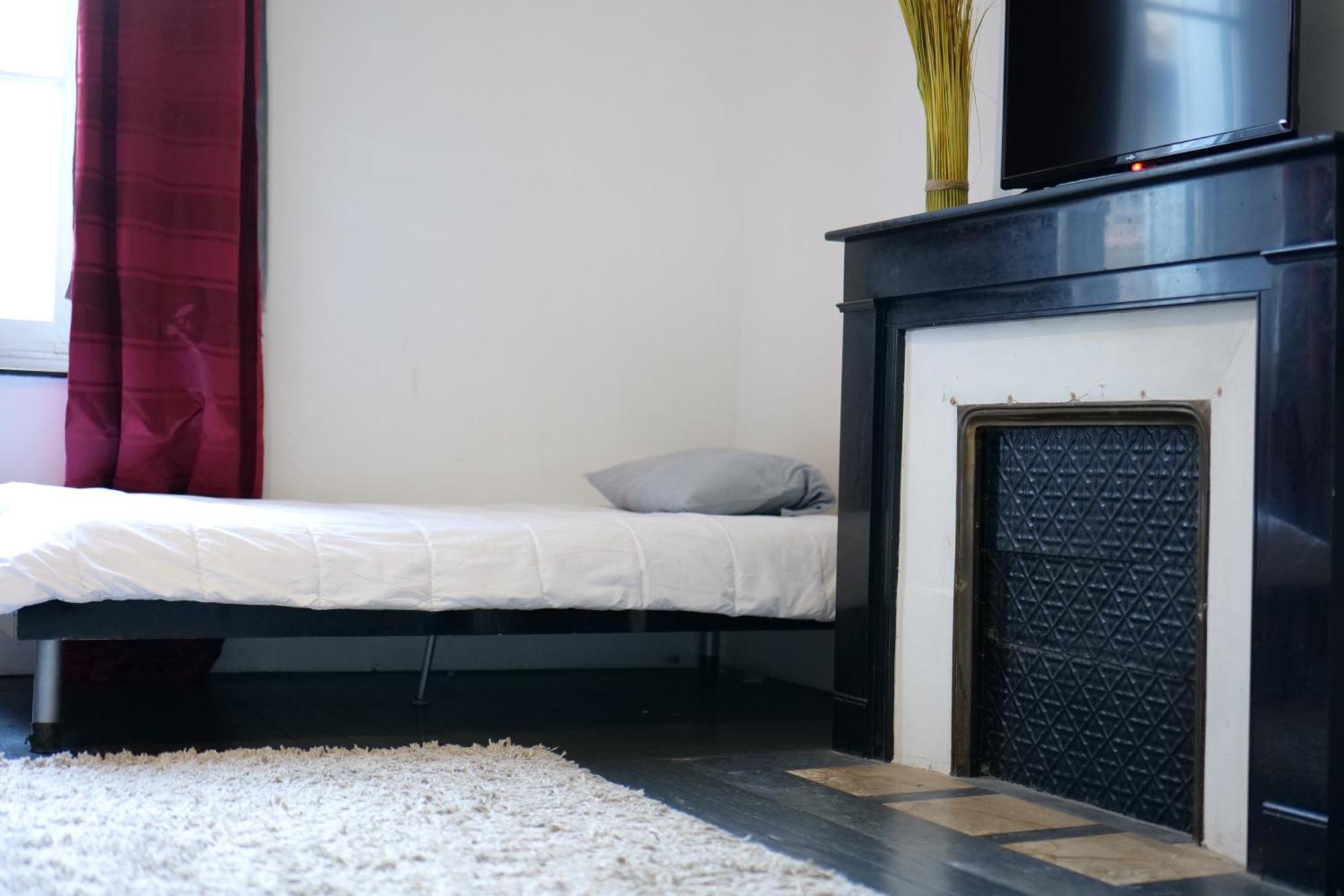 Les 5 Lys Apartment *